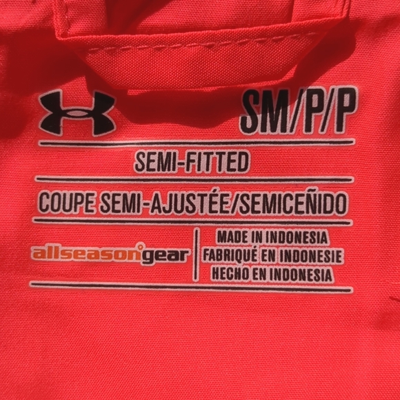 Under Armour Lightweight Rain Jacket Women's Small - Picture 3 of 4